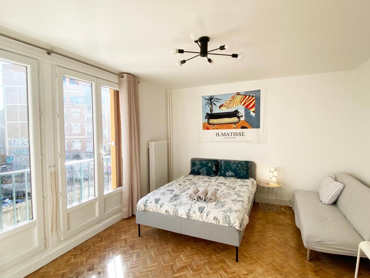 Paris: Agreable Chambre D'Un Grand Artiste Apartment Bagian luar foto